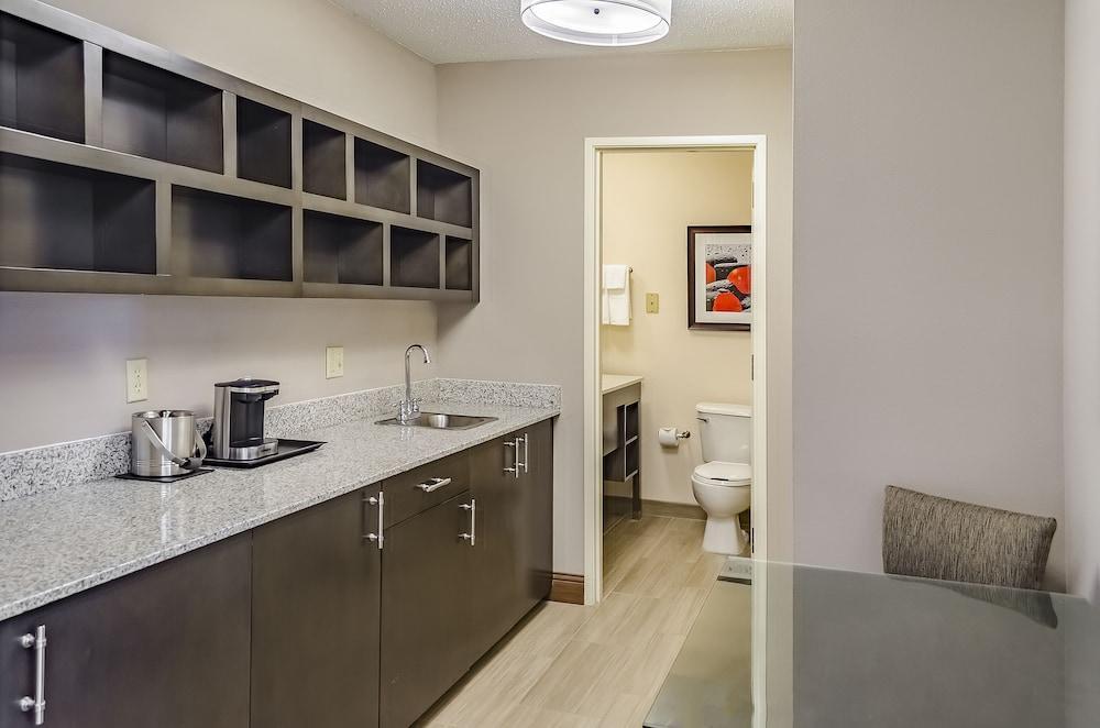 Hotel Doubletree By Hilton Hattiesburg, Ms Hattiesburg
