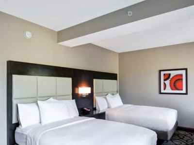 Hotel Doubletree By Hilton Hattiesburg, Ms 4*
